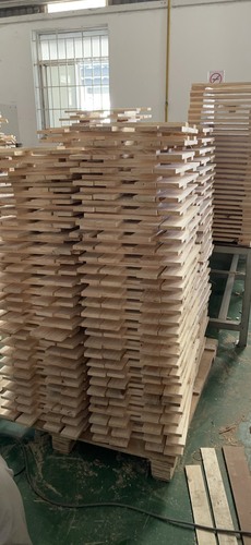 Pallet gỗ