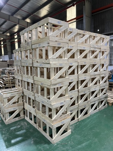Pallet gỗ