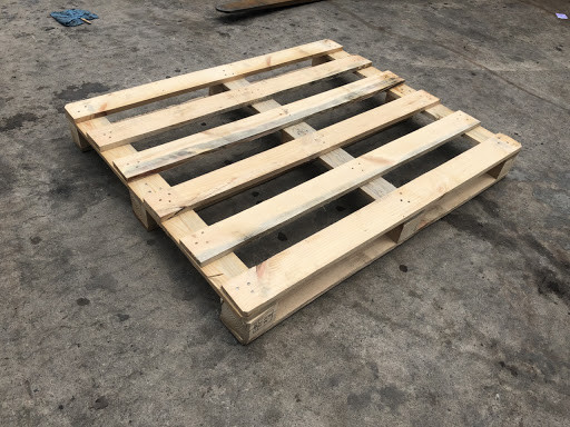 Pallet gỗ