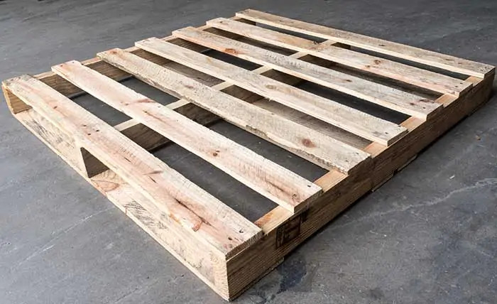 Pallet gỗ