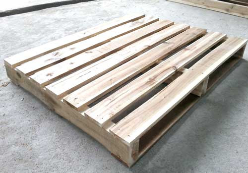 Pallet gỗ