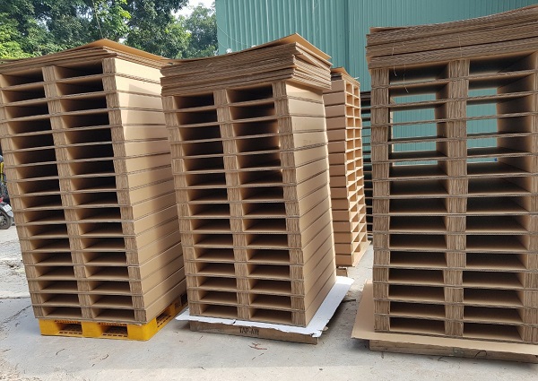 Pallet giấy