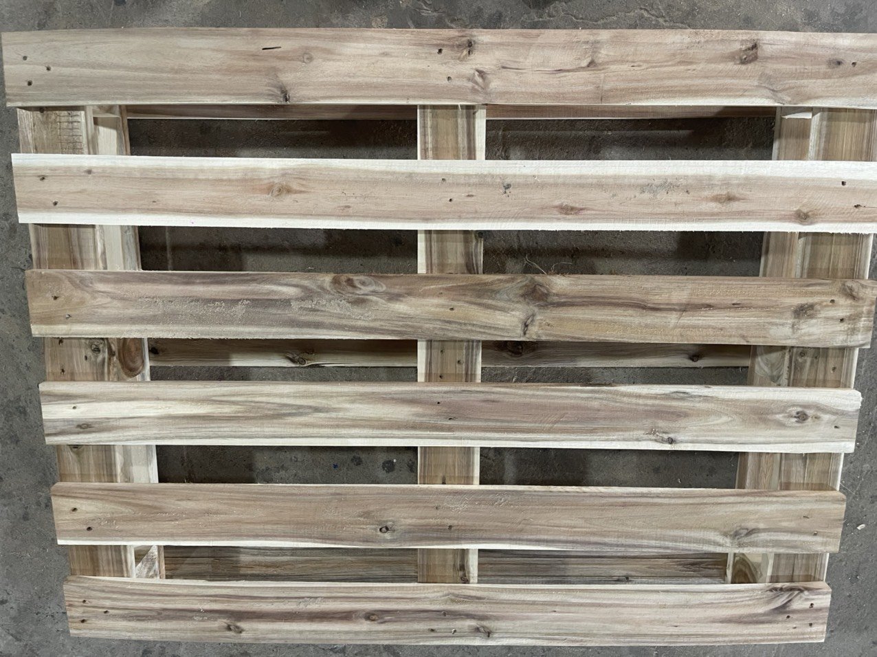 Pallet gỗ các loại