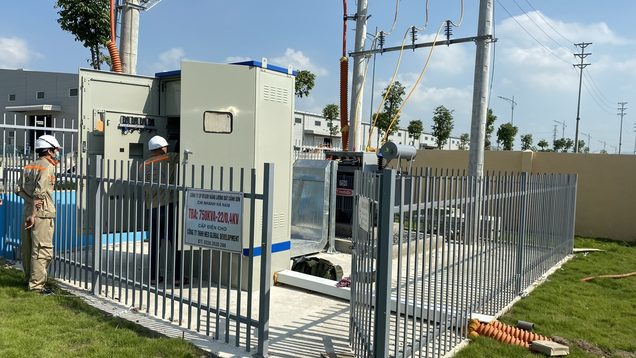 Tủ bảng điện
