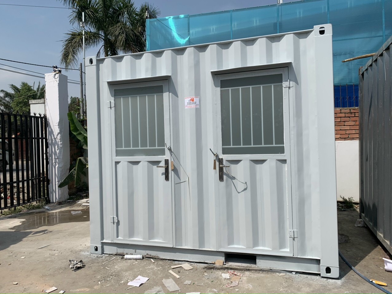 Container nhà vệ sinh