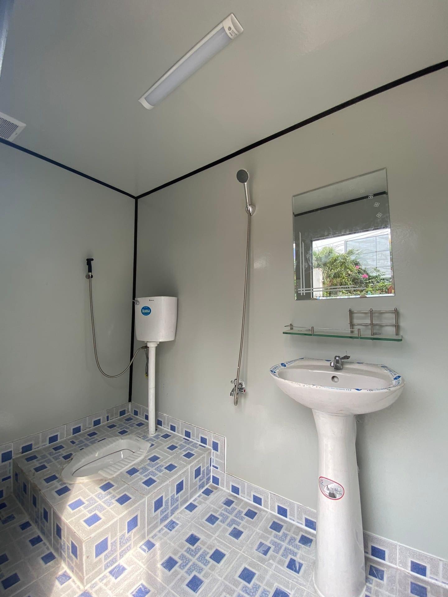 Container nhà vệ sinh