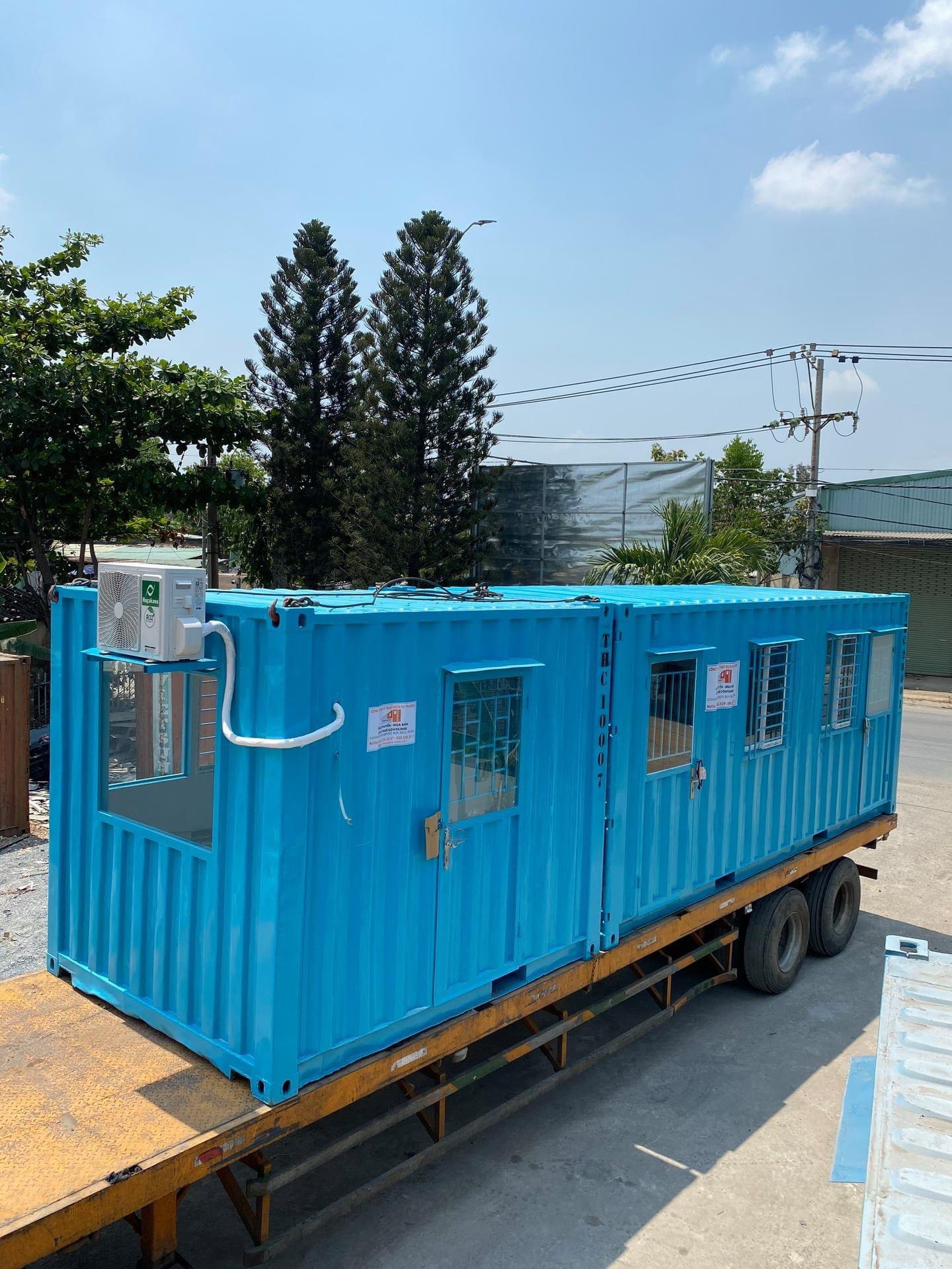 Dịch vụ thi công, cẩu hạ container