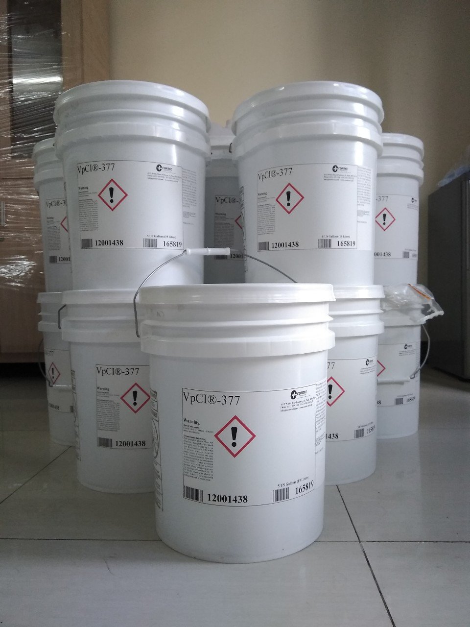 Hóa chất tẩy rửa công nghiệp