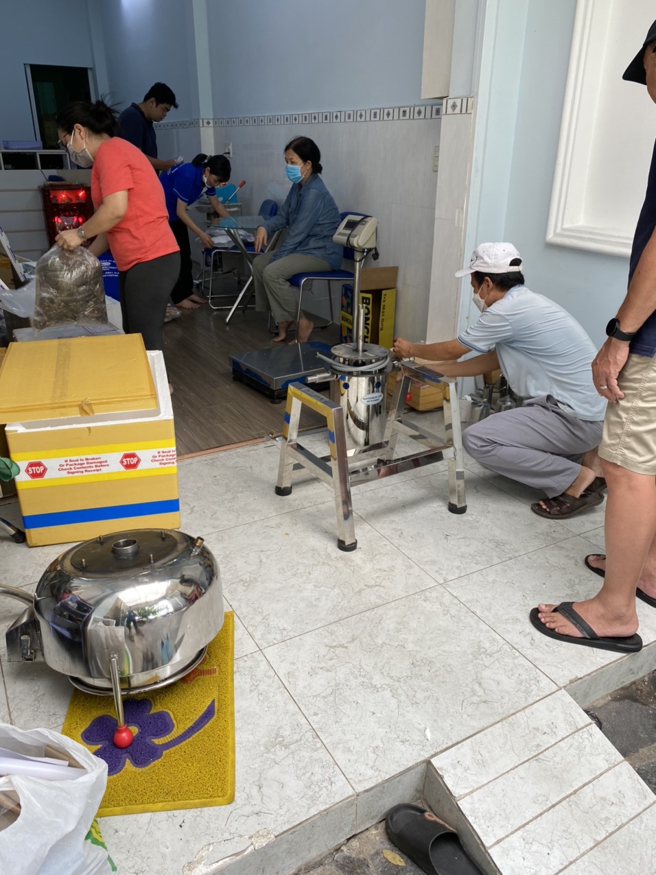 Chuyển phát nhanh quốc tế