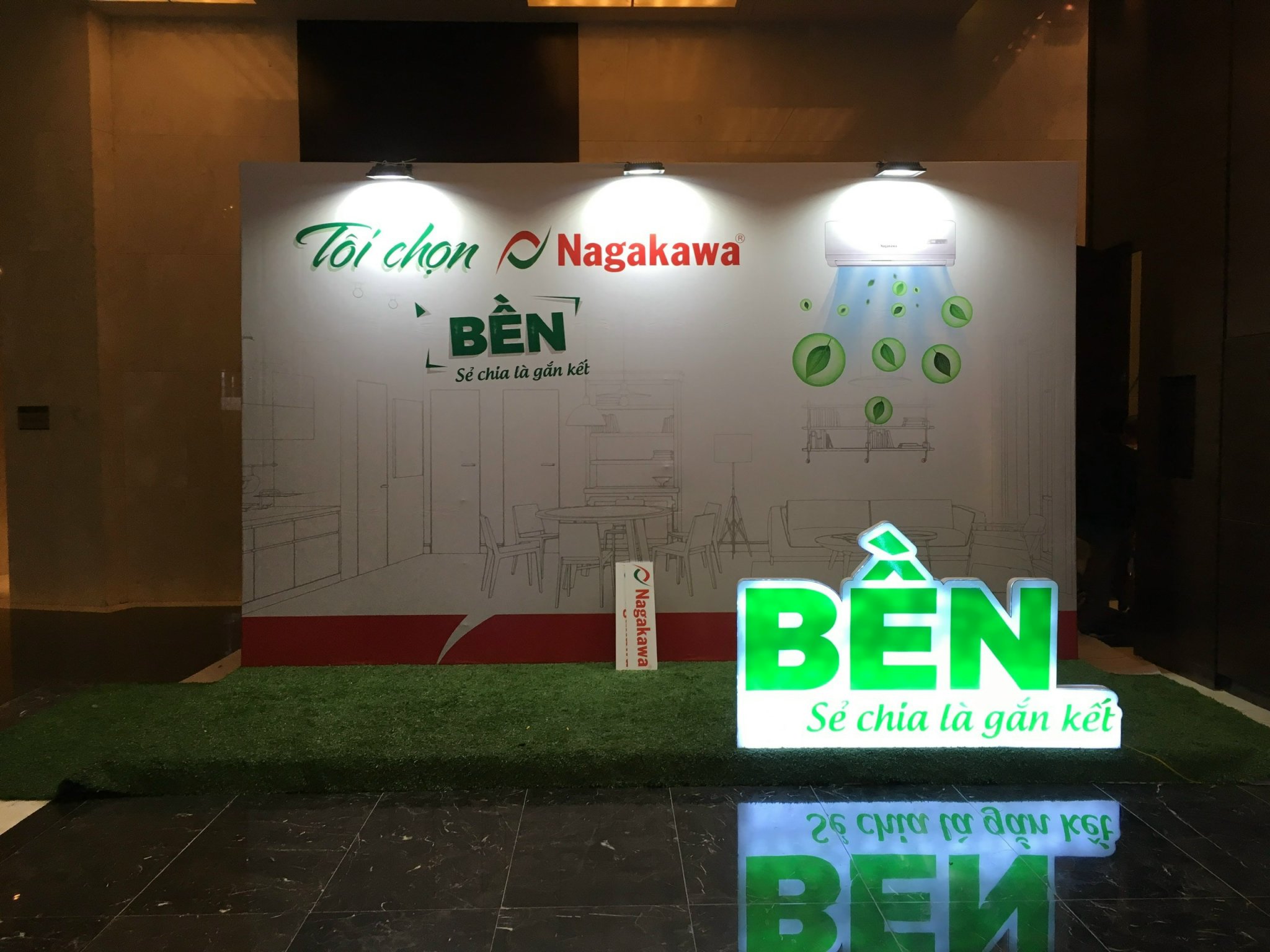 Tổ chức sự kiện