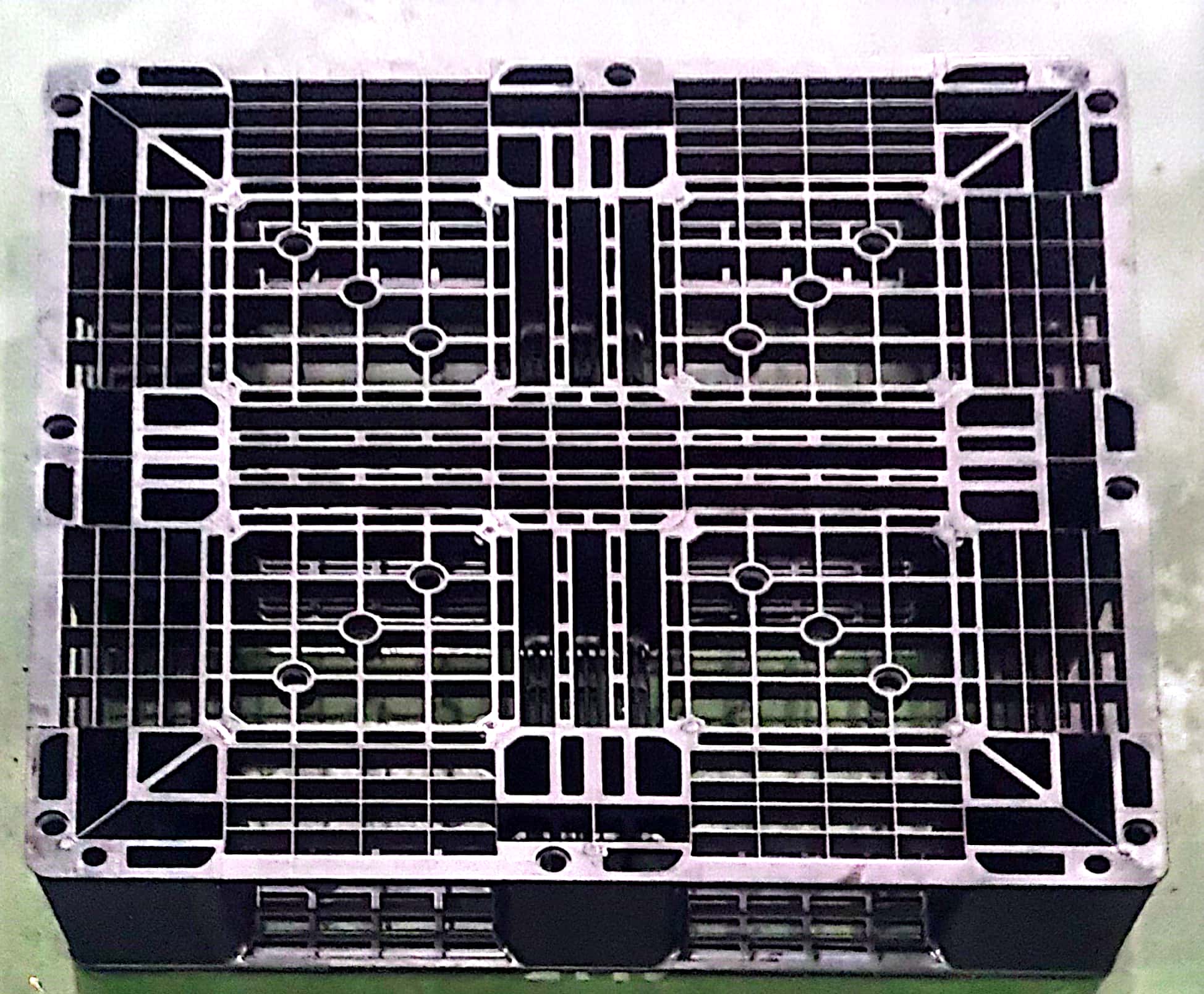 Pallet nhựa
