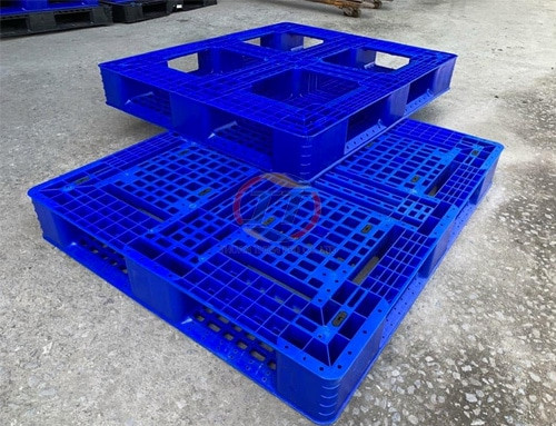 Pallet nhựa