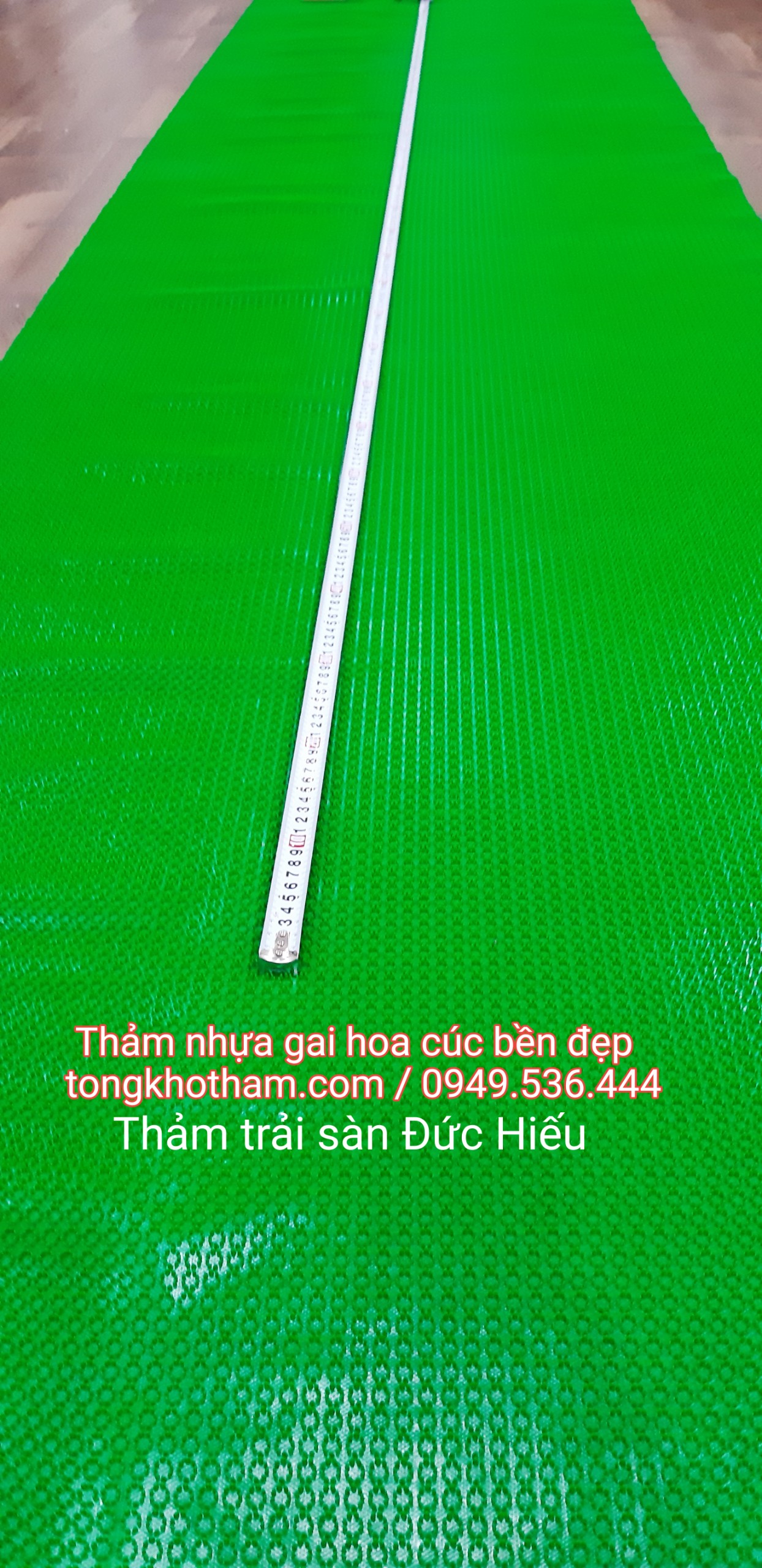 Thảm nhựa gai hoa cúc