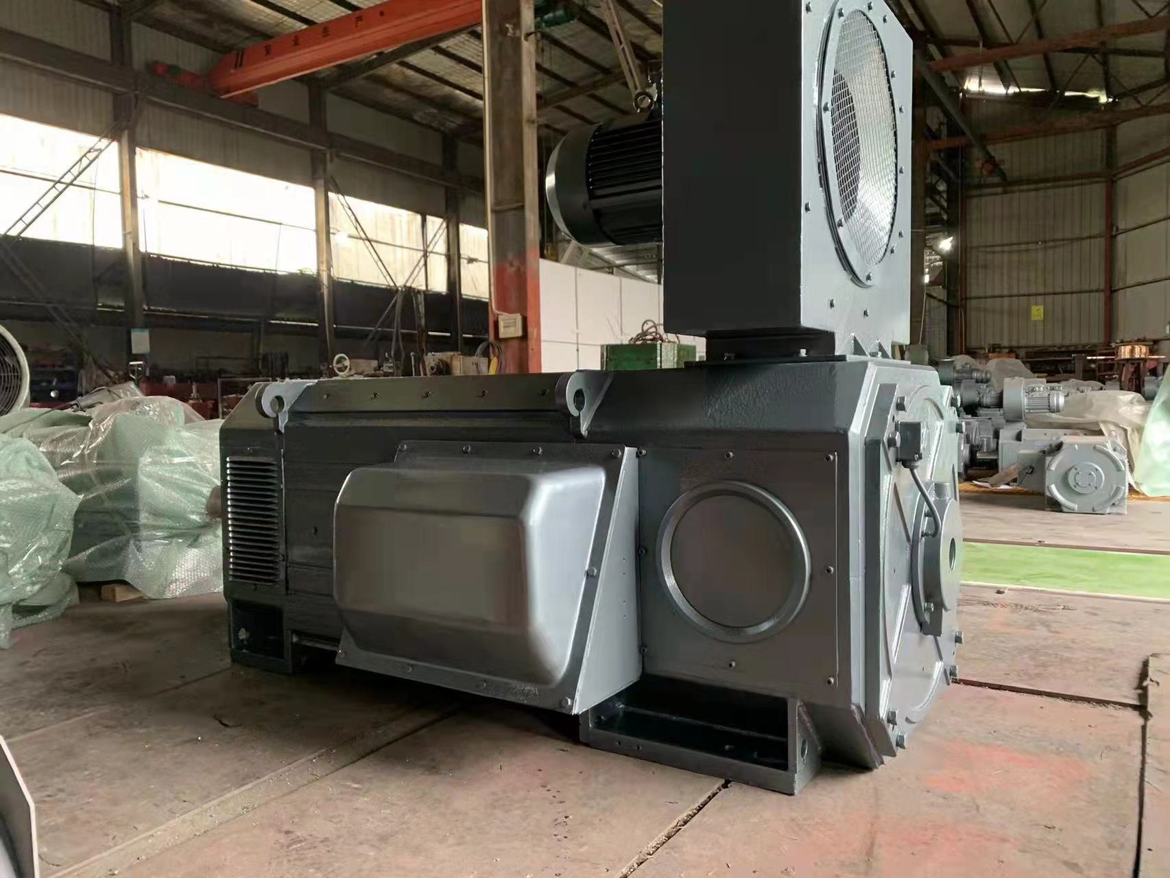 Motor DC 1 chiều