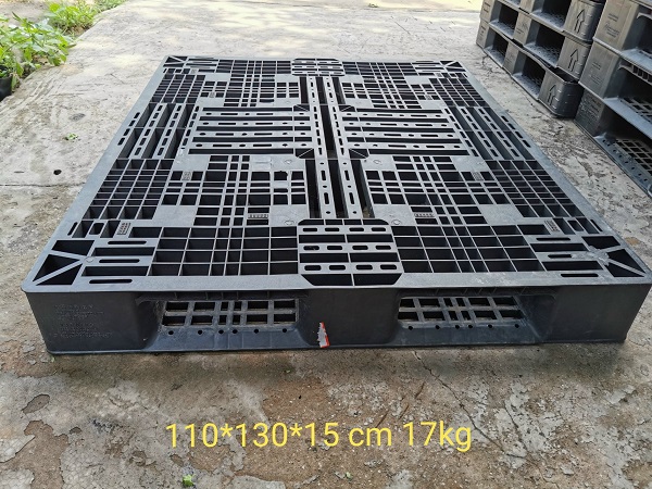Pallet nhựa cũ