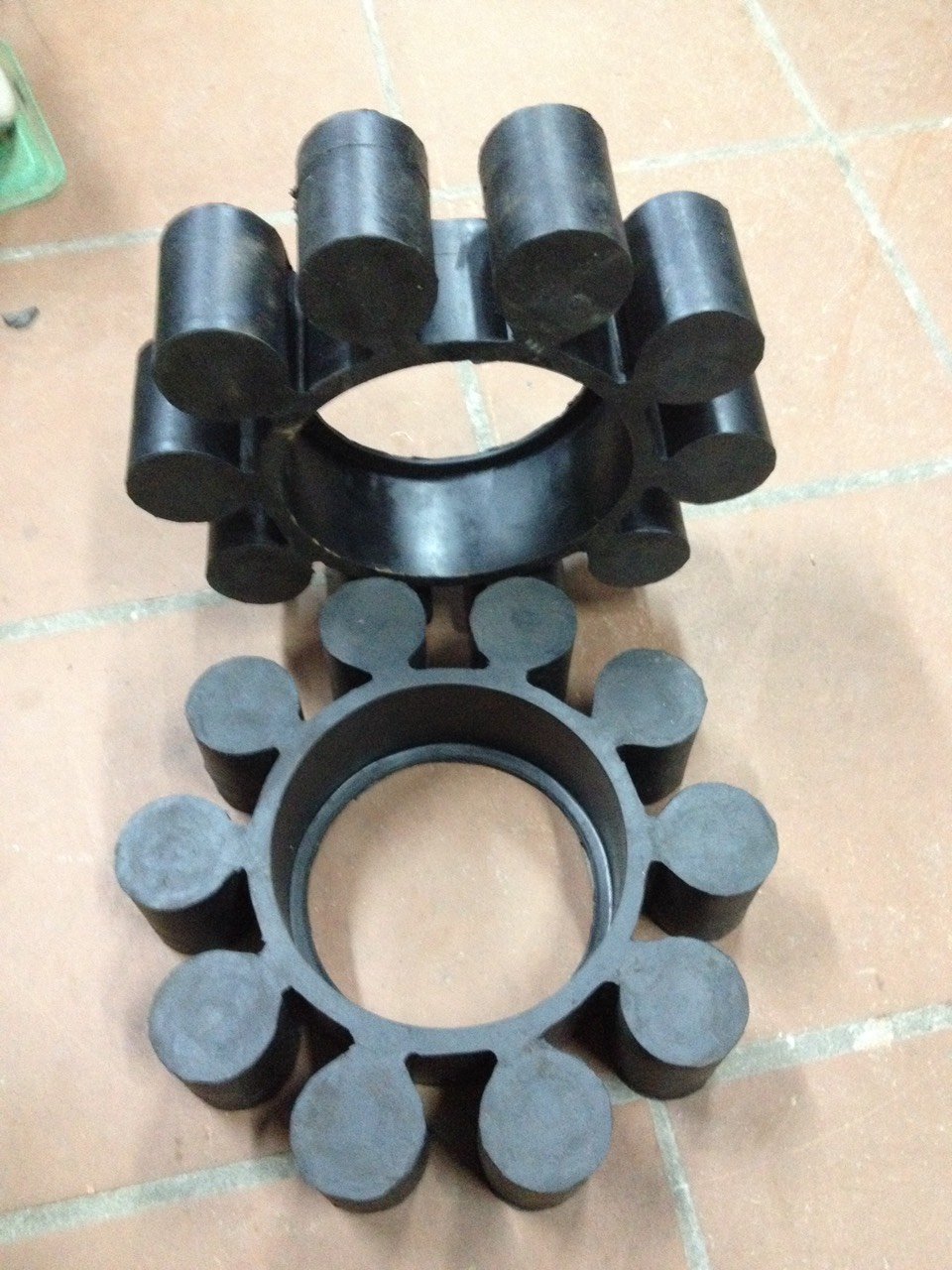 Khớp Nối Giảm Chấn