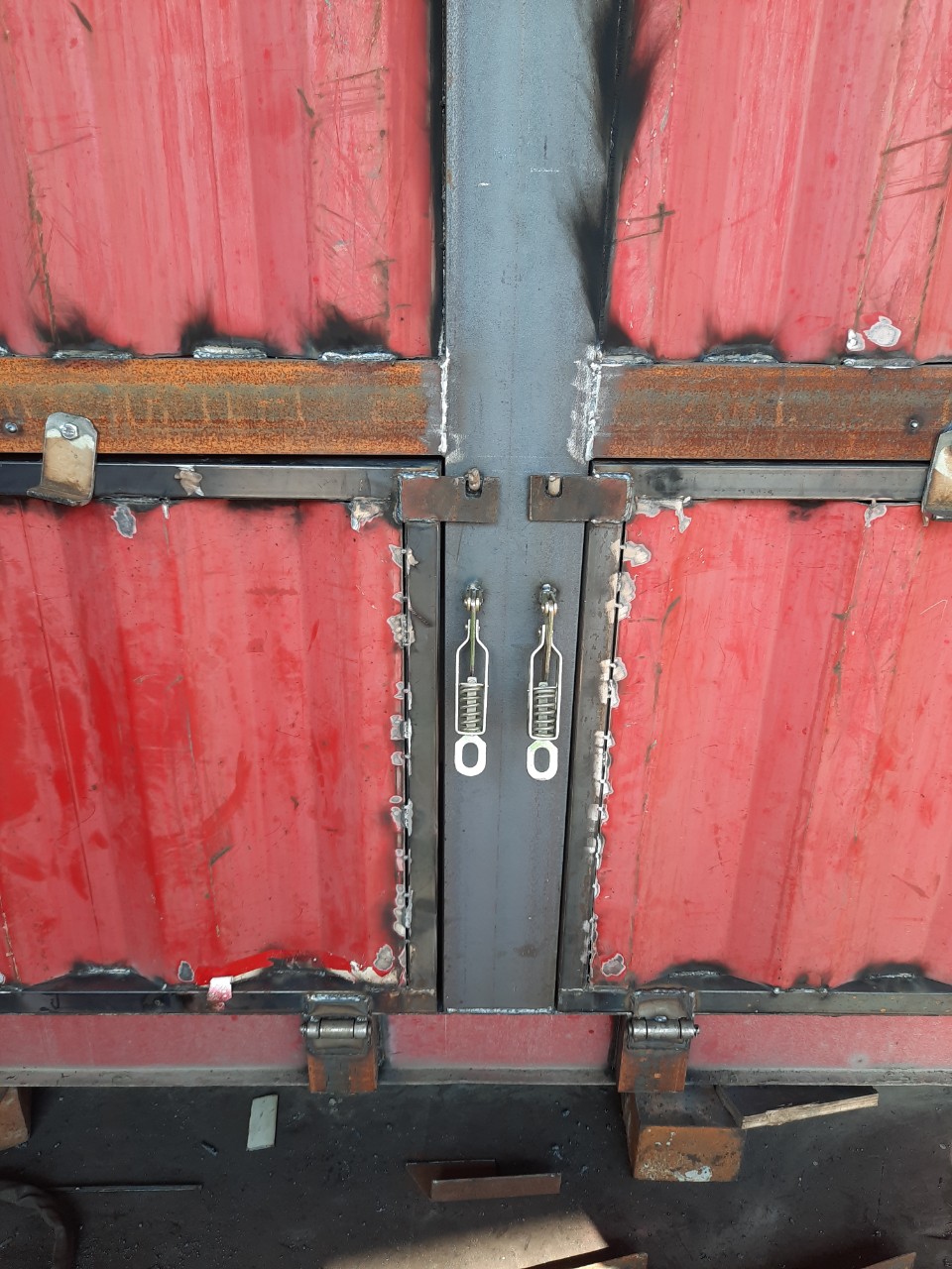 Hoán cải, sửa chữa container