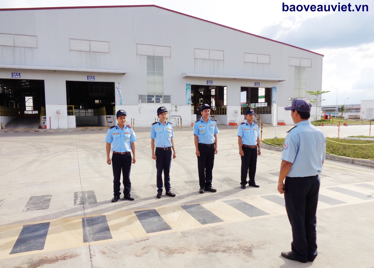 Bảo vệ nhà máy