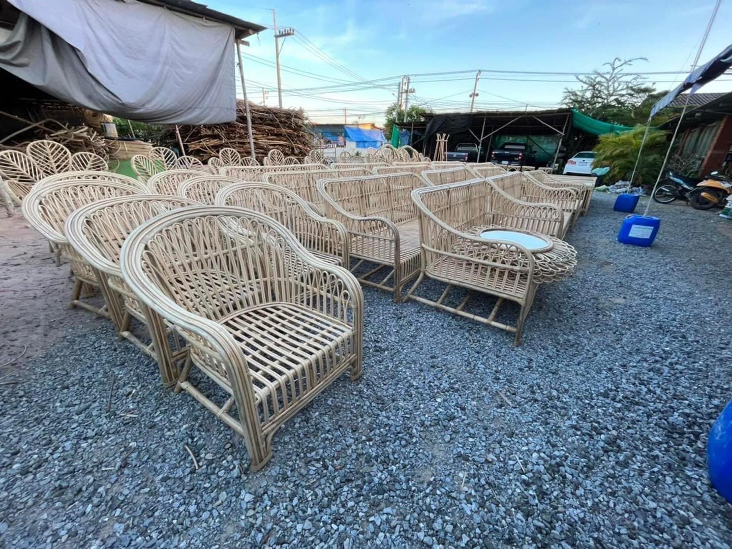 Bàn ghế mây tre đan
