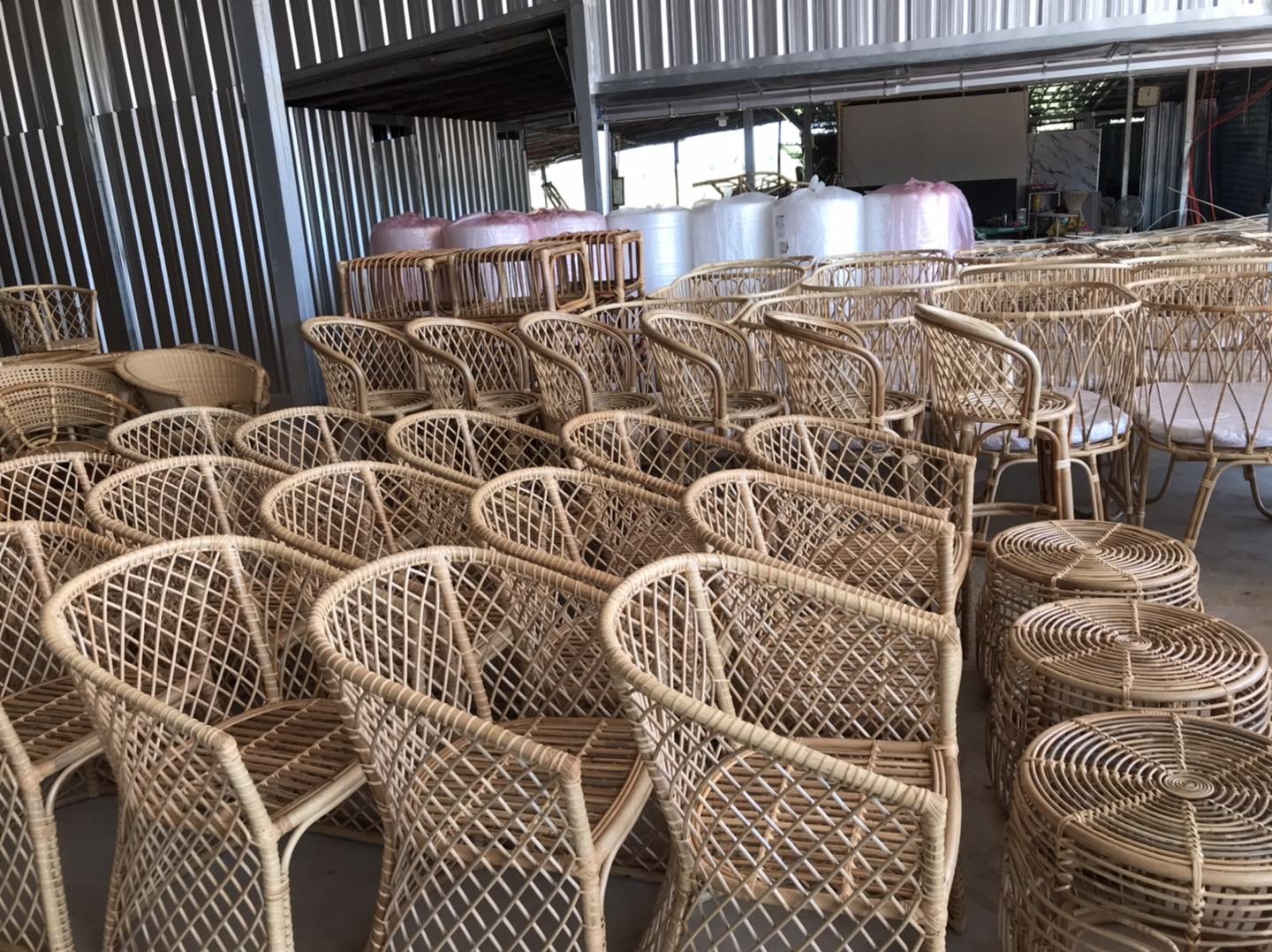 Bàn ghế mây tre đan