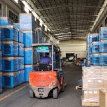 Phân phối máy nén khí và phụ tùng trên toàn quốc