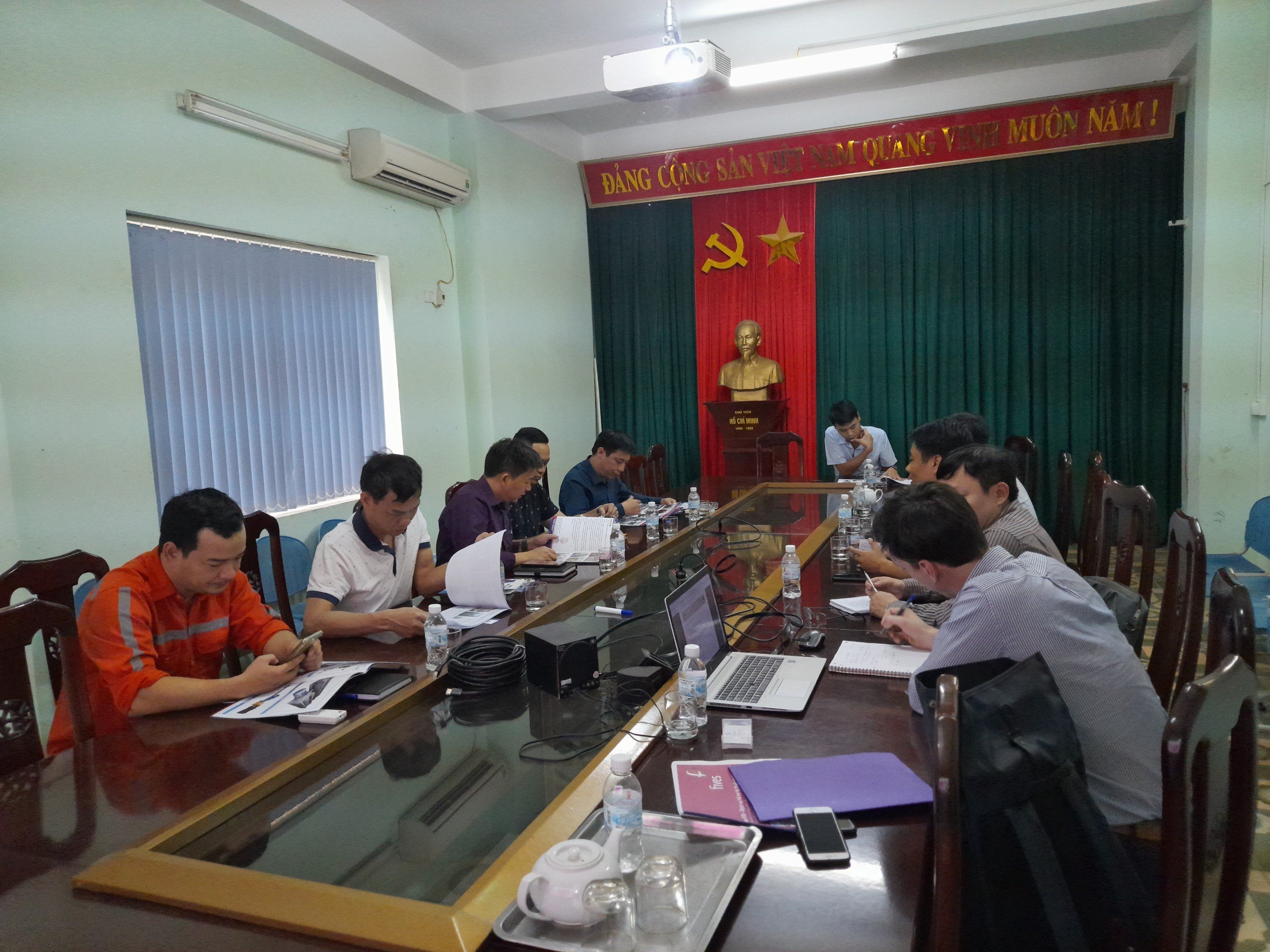 Đội ngũ nhân viên
