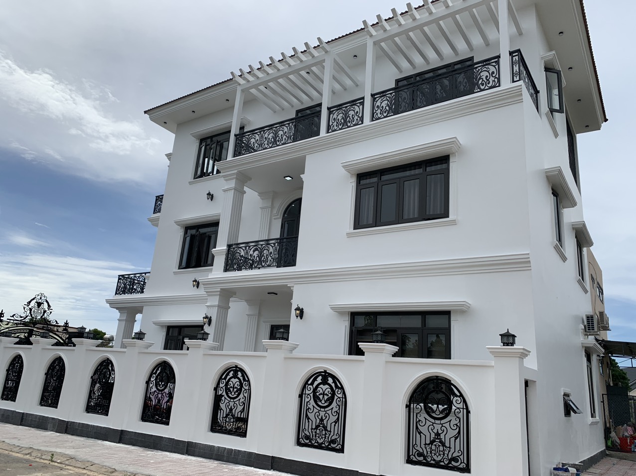 Thi công biệt thự