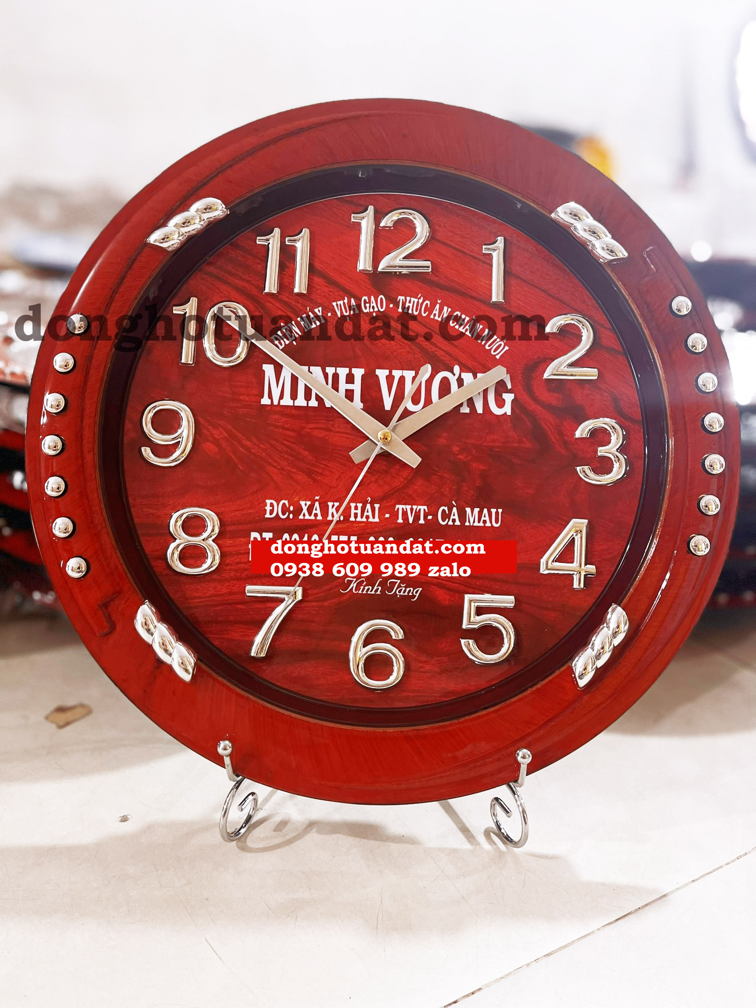 Đồng hồ treo tường