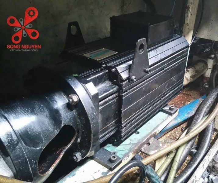 Nâng cấp lên servo cho máy ép nhựa