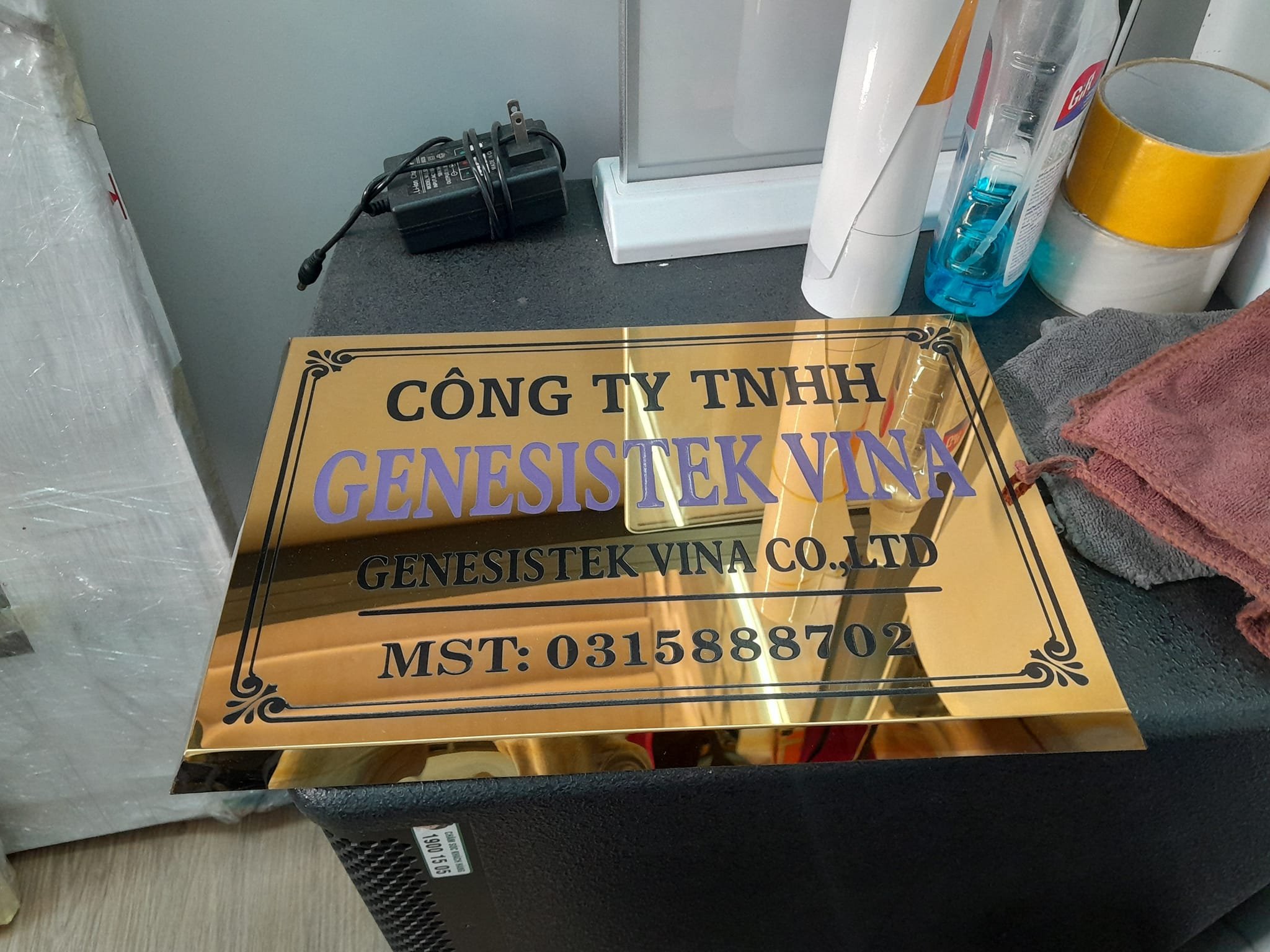 Biển hiệu công ty inox cao cấp