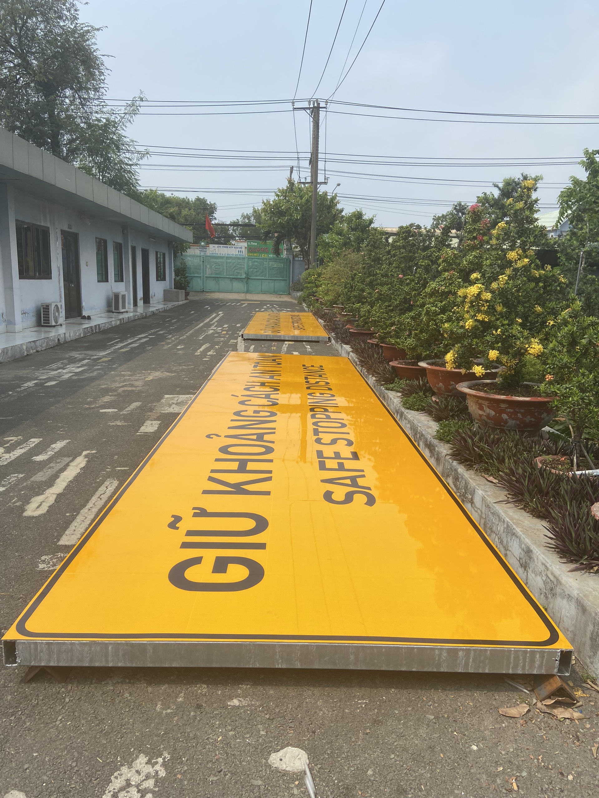 Biển báo giao thông