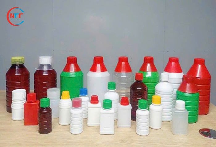 Chai nhựa đựng thuốc bảo vệ thực vật