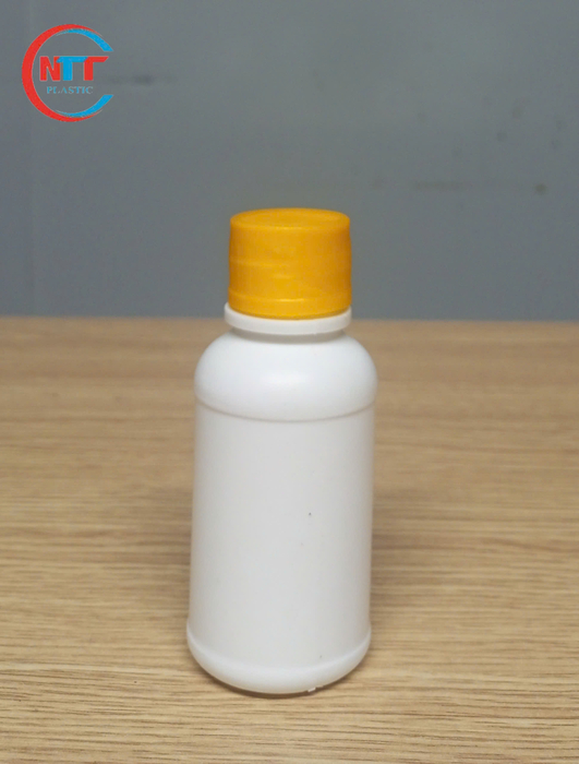 Chai nhựa đựng thuốc bảo vệ thực vật