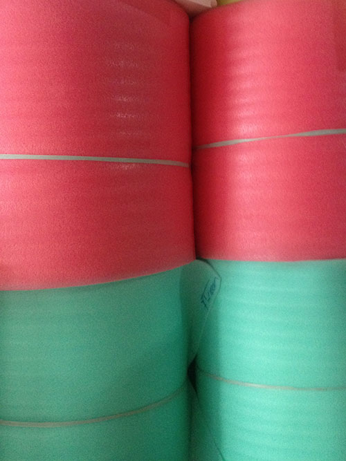 Màng PE foam cuộn