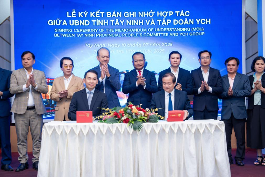 Signing Ceremony of Strategic Cooperation between YCH Group and Tay Ninh PPC  
