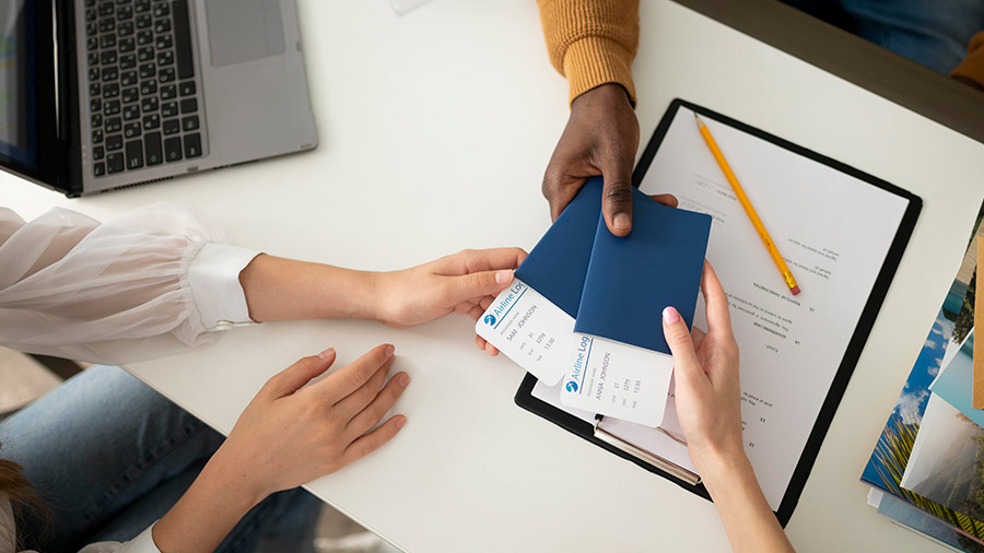 越南免签证倡议：外国贡献者的途径