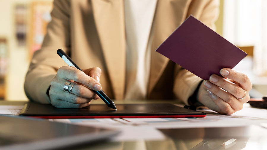 越南工作许可证：简化合规性的法令草案